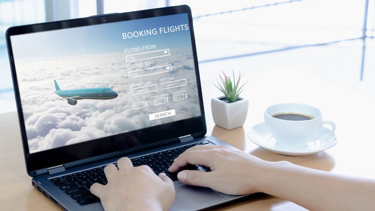 Discover the best tools to find cheap flights